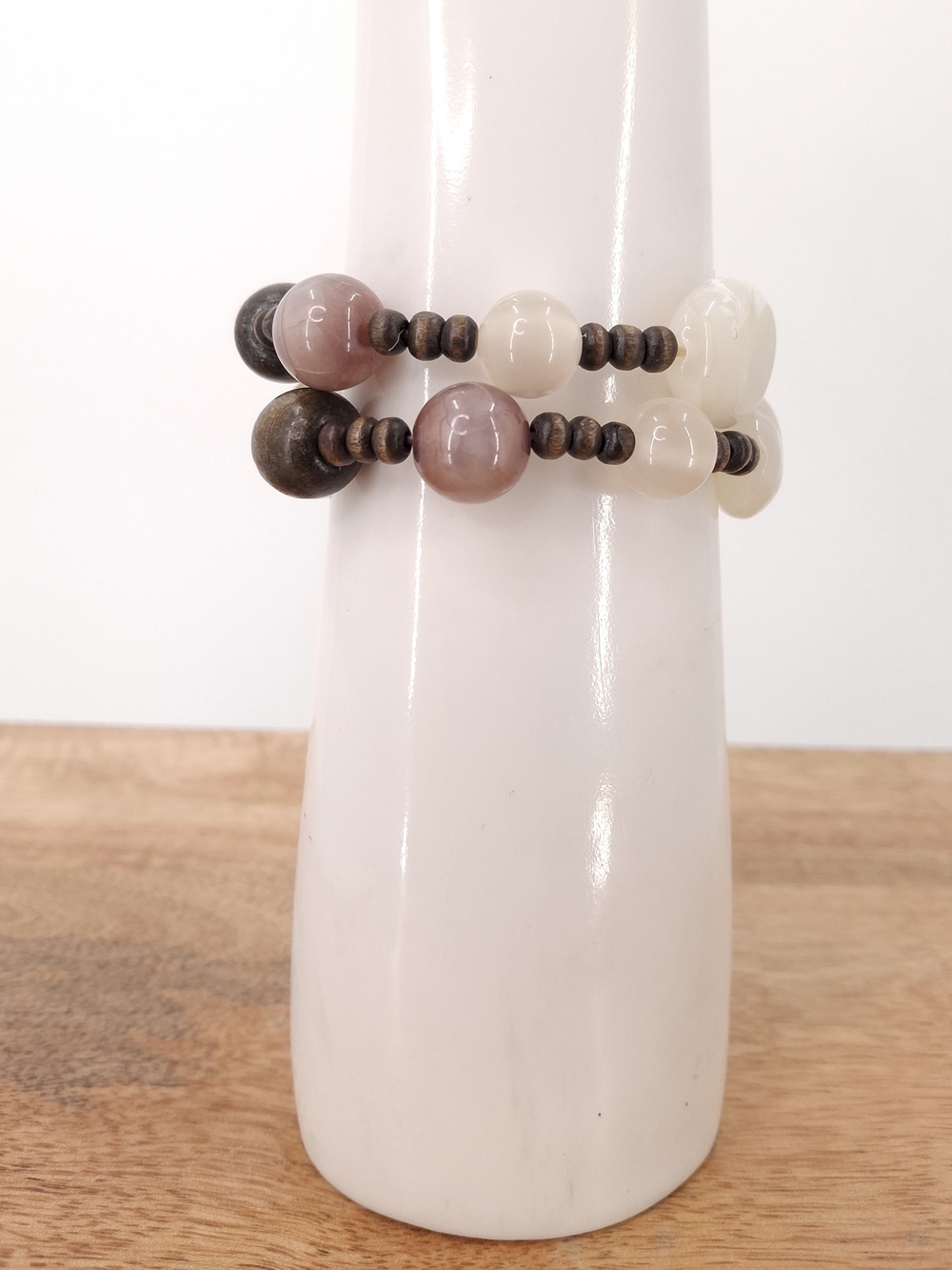 ✨Lot of 2 Chunky Neutral Beaded Stretch Bracelets Mauve Cream✨